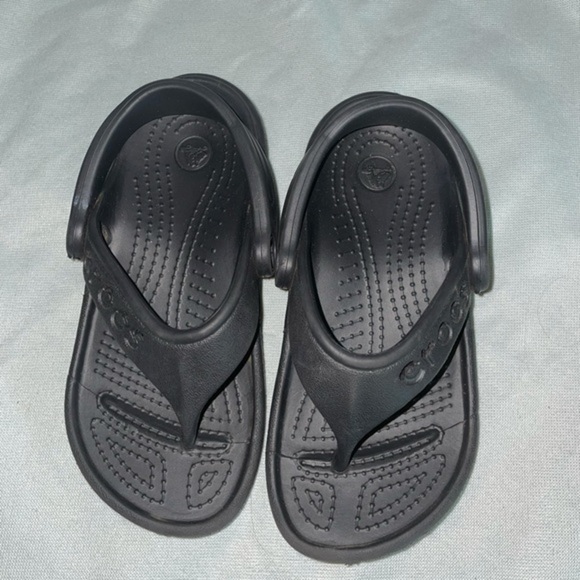 New crocs - Picture 2 of 7